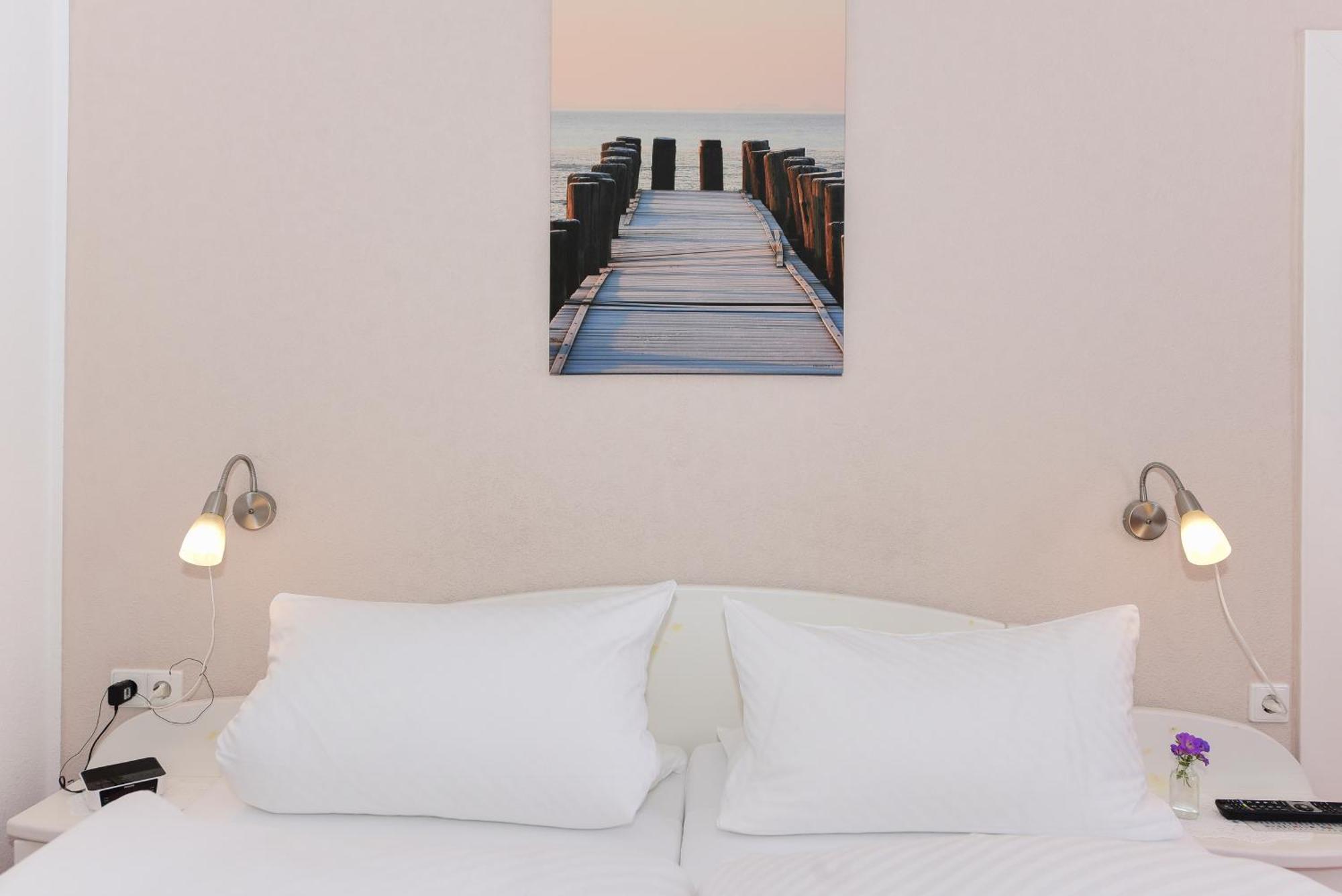 Pension Hilligenlei Zi 08 Dz Wyk auf Föhr Esterno foto